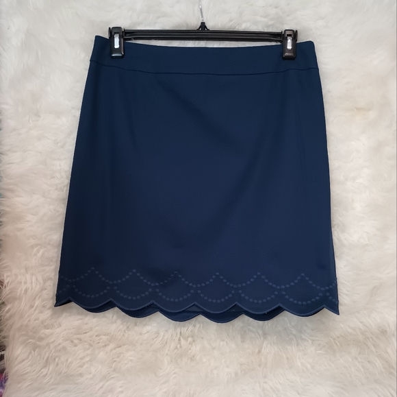 Talbots New With Tags Navy Blue Scalloped Hem Skirt Size 8 - Picture 4 of 10